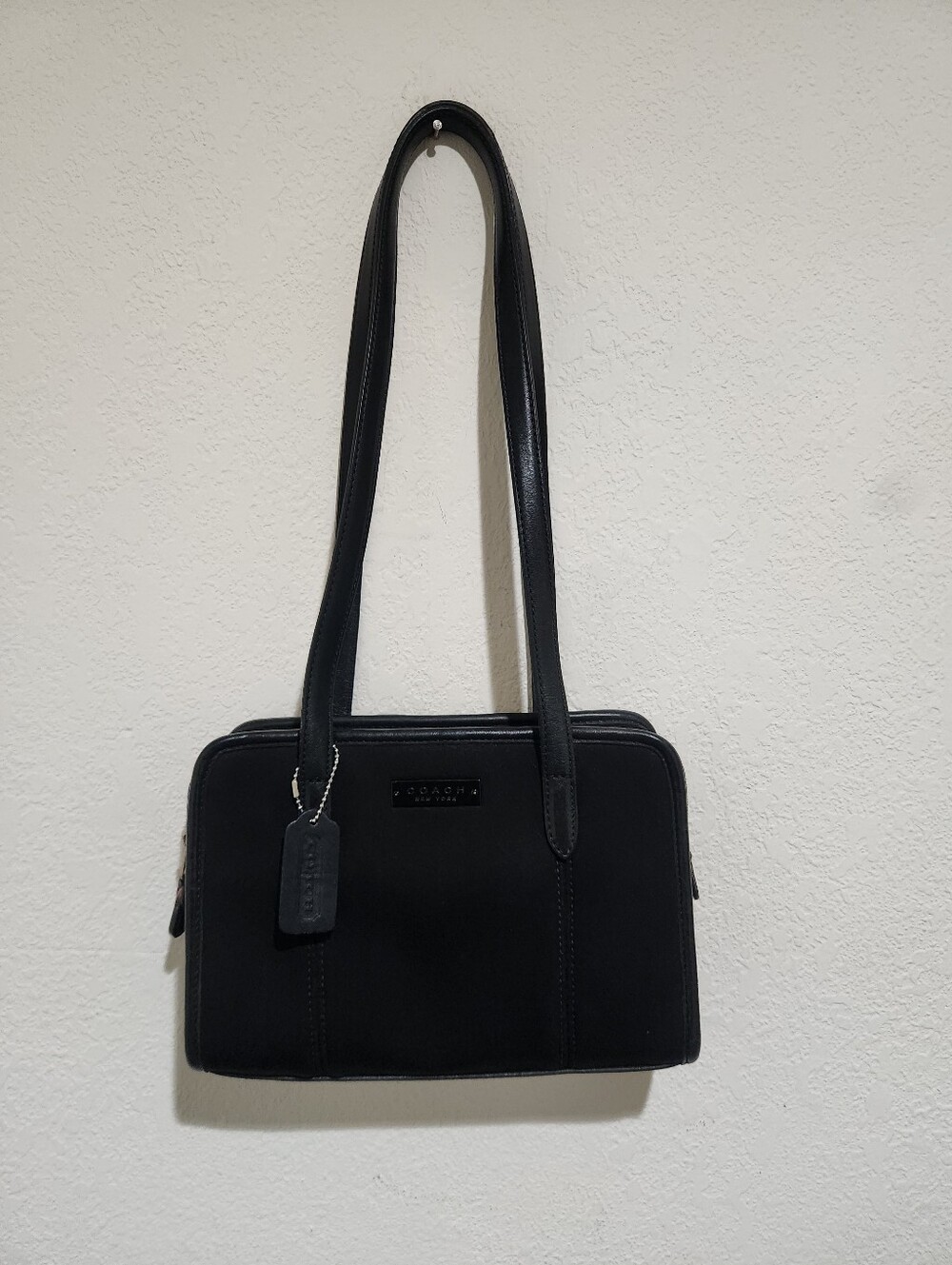 Vintage Coach Neoprene East West Zip - Black